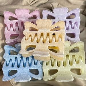 10 Fuzzy Hair Clips🤑